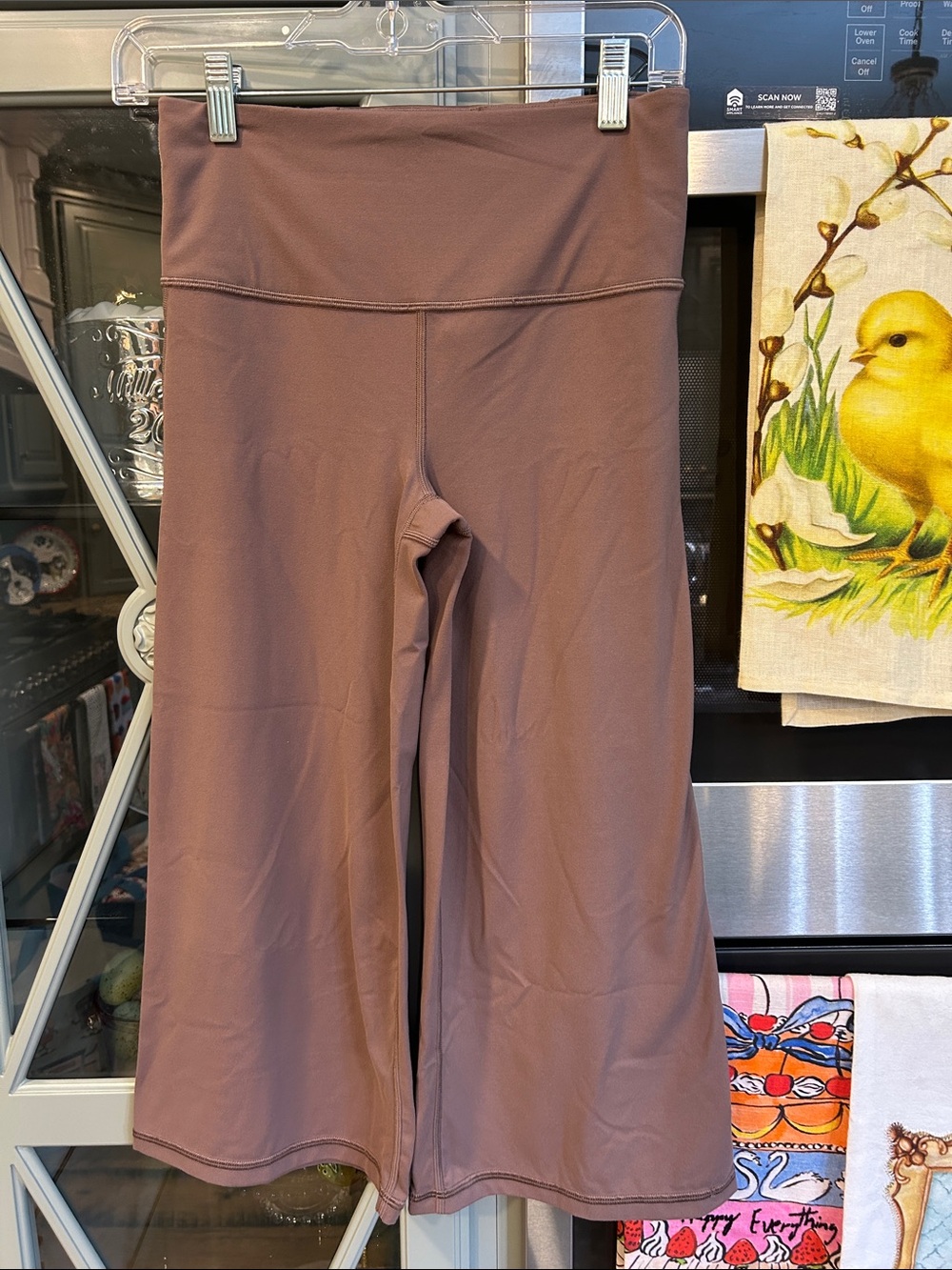 Athleta Wide-Leg High-Rise Yoga Pants in Mauve Brown Small